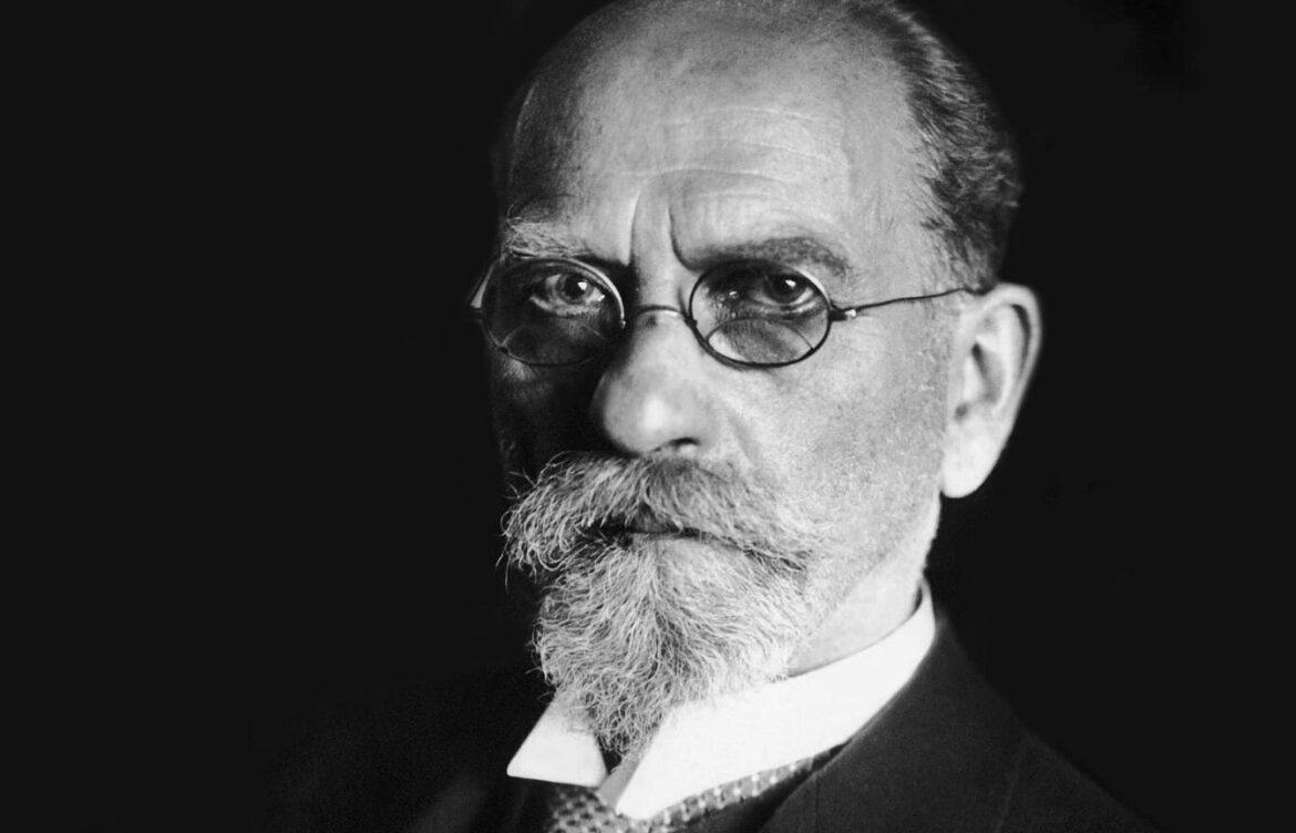 Birth of Edmund Husserl :1859
