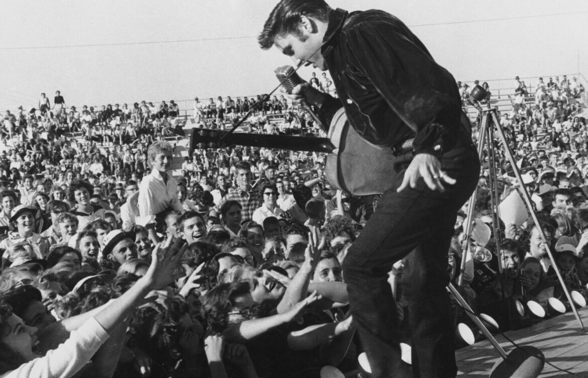 1952 The world’s first rock and roll concert is held in Cleveland, Ohio
